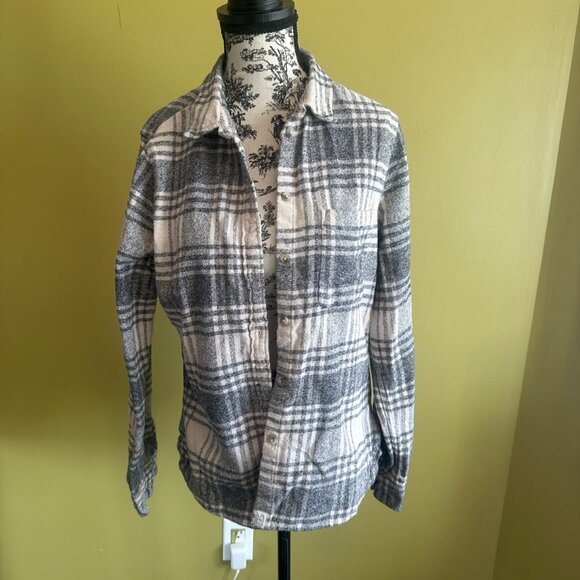 2/$20 American Eagle PL Plaid Shirt - Picture 1 of 6